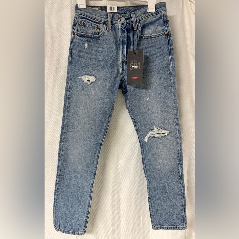 Levi's Blue Skinny Jeans with Classic Indigo Finish